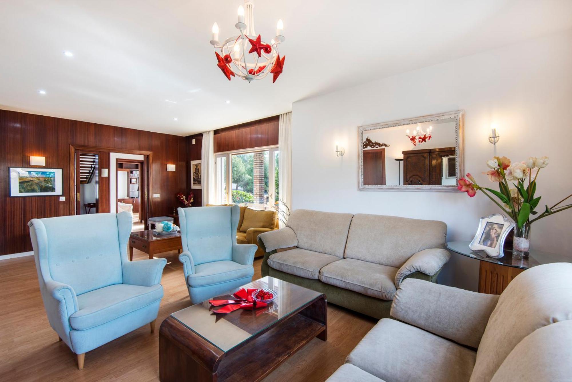 Queen Of The Ocean Villa: Stately Style House With Pool マラガ エクステリア 写真